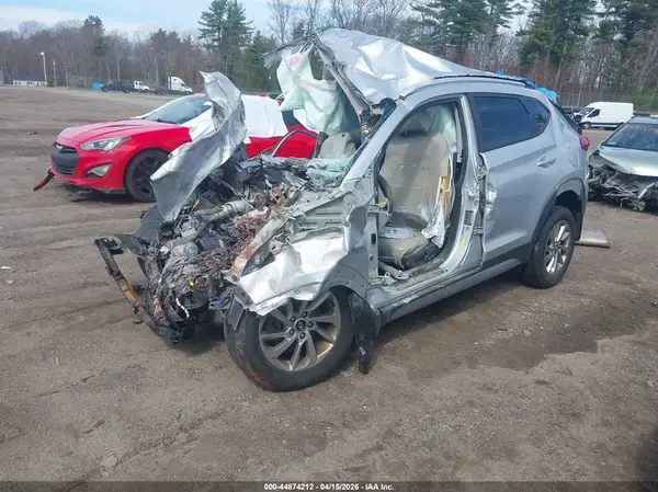 KM8J3CA2XHU320472 2017 HYUNDAI TUCSON - Image 2