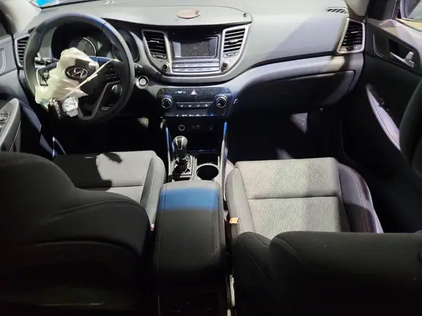 KM8J3CA2XHU326627 2017 HYUNDAI TUCSON - Image 8