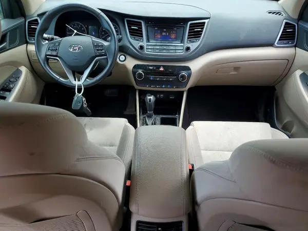 KM8J3CA2XHU330435 2017 HYUNDAI TUCSON - Image 8