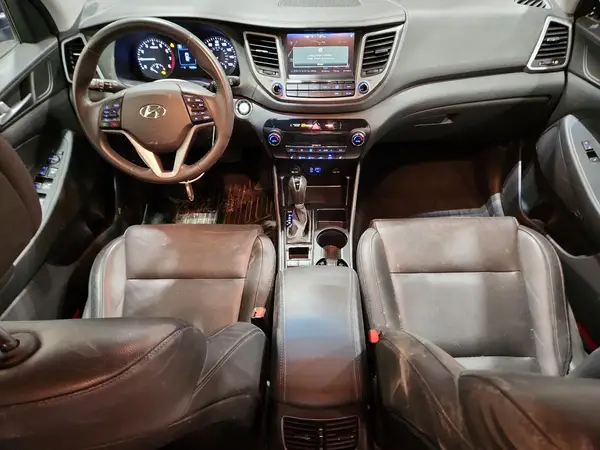KM8J3CA2XHU337305 2017 HYUNDAI TUCSON - Image 8