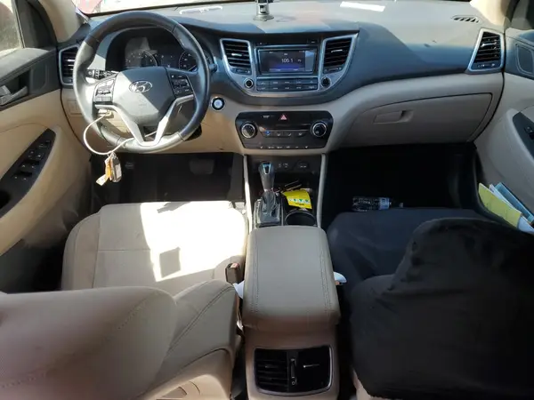 KM8J3CA2XHU344478 2017 HYUNDAI TUCSON - Image 8