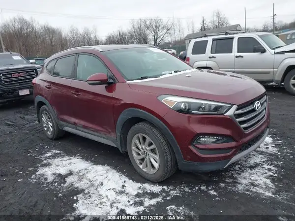 KM8J3CA2XHU344657 2017 HYUNDAI TUCSON - Image 1