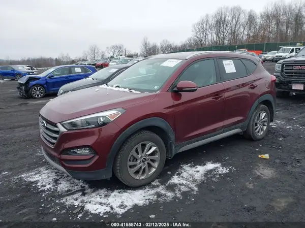 KM8J3CA2XHU344657 2017 HYUNDAI TUCSON - Image 2