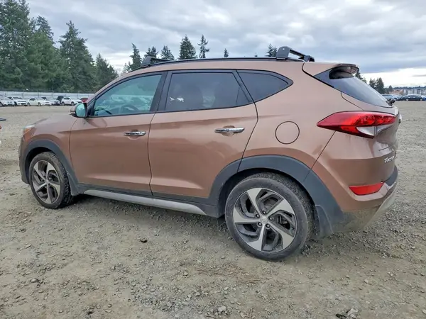 KM8J3CA2XHU353939 2017 HYUNDAI TUCSON - Image 2