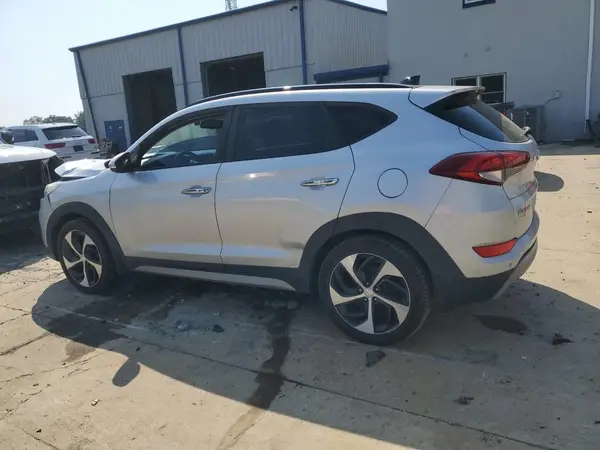 KM8J3CA2XHU355691 2017 HYUNDAI TUCSON - Image 2