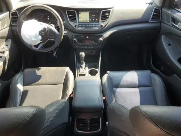 KM8J3CA2XHU355691 2017 HYUNDAI TUCSON - Image 8
