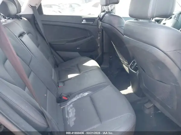 KM8J3CA2XHU361345 2017 HYUNDAI TUCSON - Image 8