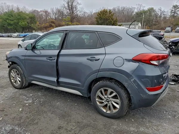 KM8J3CA2XHU366769 2017 HYUNDAI TUCSON - Image 2