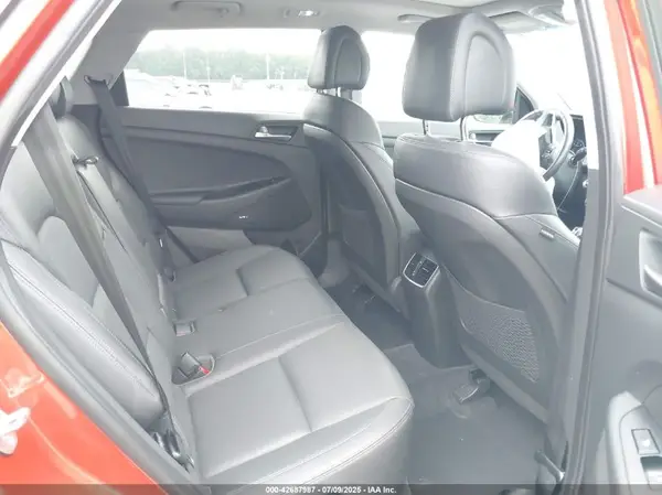 KM8J3CA2XHU372278 2017 HYUNDAI TUCSON - Image 8