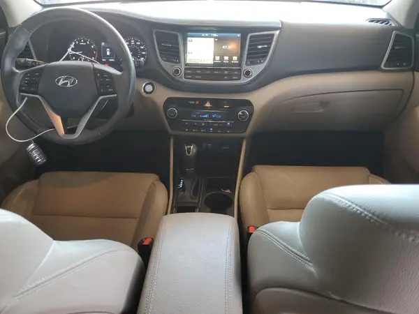 KM8J3CA2XHU376363 2017 HYUNDAI TUCSON - Image 8