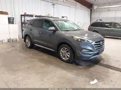 KM8J3CA2XHU382888 2017 HYUNDAI TUCSON