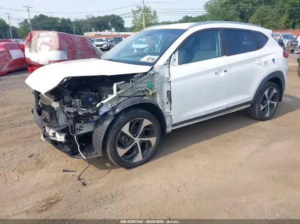 KM8J3CA2XHU383720 2017 HYUNDAI TUCSON - Image 2