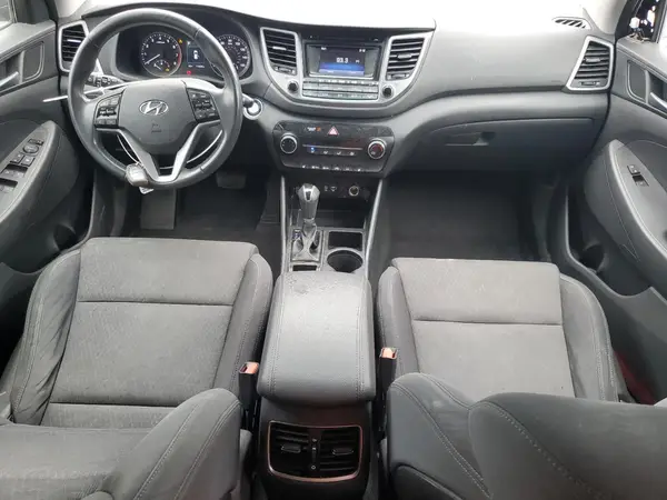 KM8J3CA2XHU401732 2017 HYUNDAI TUCSON - Image 8