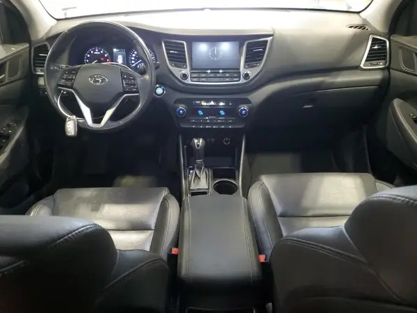 KM8J3CA2XHU415713 2017 HYUNDAI TUCSON - Image 8