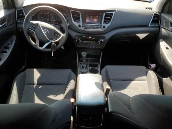 KM8J3CA2XHU419180 2017 HYUNDAI TUCSON - Image 8