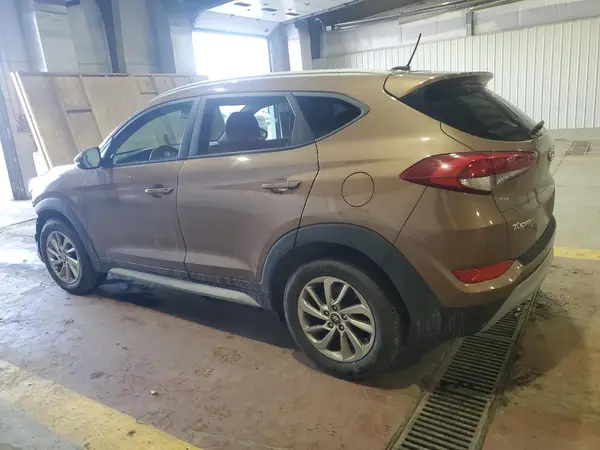 KM8J3CA2XHU420796 2017 HYUNDAI TUCSON - Image 2