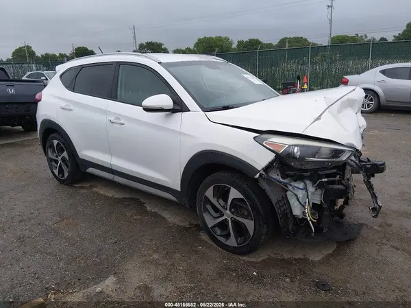 KM8J3CA2XHU423987 2017 HYUNDAI TUCSON - Image 1