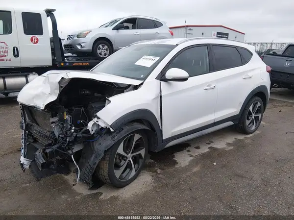 KM8J3CA2XHU423987 2017 HYUNDAI TUCSON - Image 2