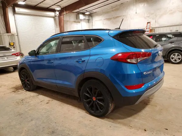 KM8J3CA2XHU440742 2017 HYUNDAI TUCSON - Image 2
