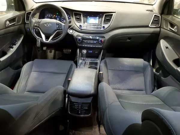 KM8J3CA2XHU440742 2017 HYUNDAI TUCSON - Image 8
