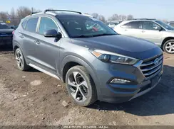 KM8J3CA2XHU463504 2017 HYUNDAI TUCSON