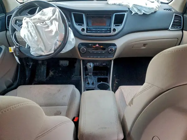 KM8J3CA2XHU500857 2017 HYUNDAI TUCSON - Image 8