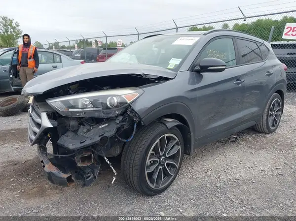 KM8J3CA2XHU501183 2017 HYUNDAI TUCSON - Image 2
