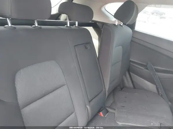 KM8J3CA2XHU501345 2017 HYUNDAI TUCSON - Image 8