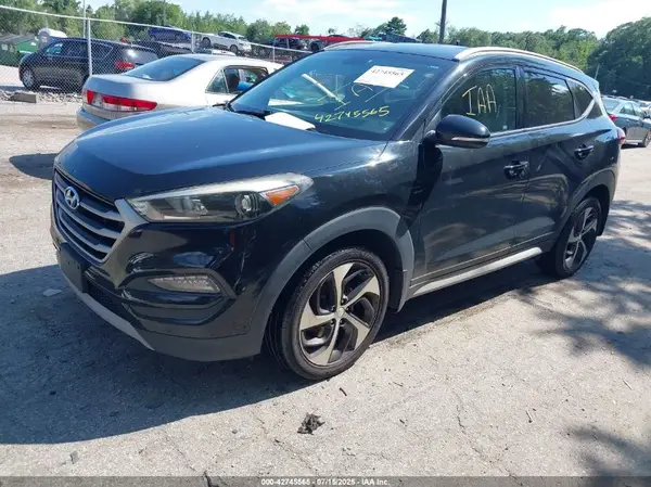 KM8J3CA2XHU534183 2017 HYUNDAI TUCSON - Image 2