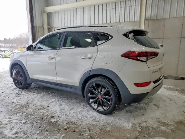 KM8J3CA2XHU540145 2017 HYUNDAI TUCSON - Image 2