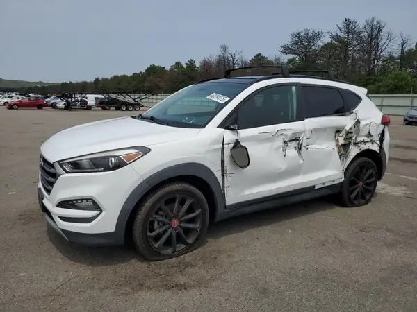 KM8J3CA2XHU550450 2017 HYUNDAI TUCSON - Image 1