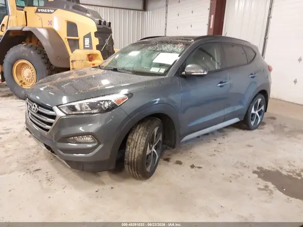 KM8J3CA2XHU554658 2017 HYUNDAI TUCSON - Image 2
