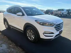 KM8J3CA2XHU576465 2017 HYUNDAI TUCSON