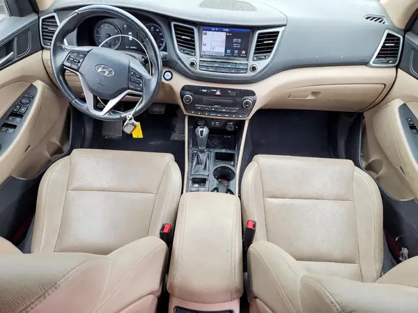 KM8J3CA2XJU613049 2018 HYUNDAI TUCSON - Image 8