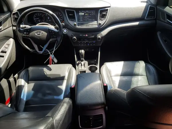 KM8J3CA2XJU617229 2018 HYUNDAI TUCSON - Image 8