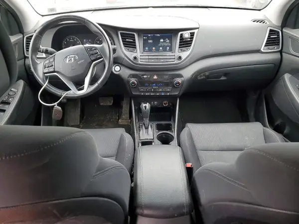 KM8J3CA2XJU622043 2018 HYUNDAI TUCSON - Image 8