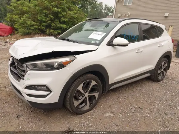 KM8J3CA2XJU625170 2018 HYUNDAI TUCSON - Image 2