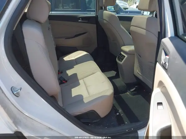 KM8J3CA2XJU629459 2018 HYUNDAI TUCSON - Image 8