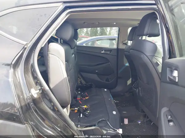 KM8J3CA2XJU674885 2018 HYUNDAI TUCSON - Image 8