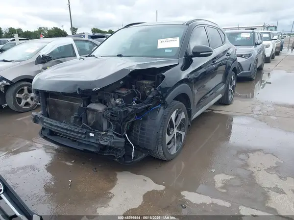 KM8J3CA2XJU681982 2018 HYUNDAI TUCSON - Image 2
