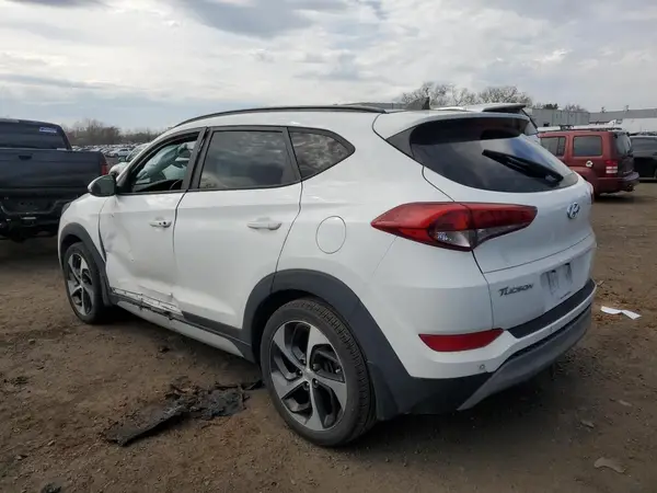 KM8J3CA2XJU691296 2018 HYUNDAI TUCSON - Image 2