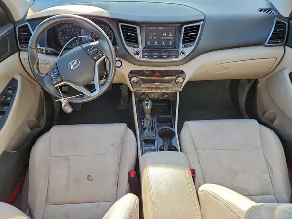 KM8J3CA2XJU724247 2018 HYUNDAI TUCSON - Image 8