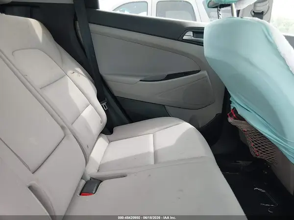 KM8J3CA2XJU725687 2018 HYUNDAI TUCSON - Image 8