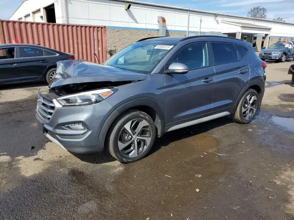 KM8J3CA2XJU762691 2018 HYUNDAI TUCSON - Image 1