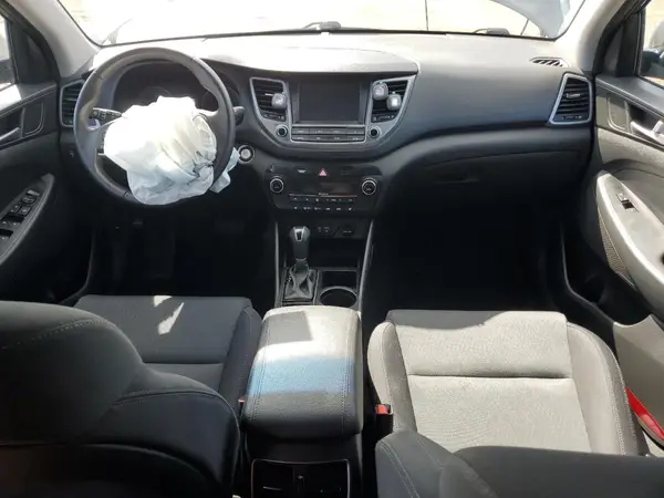 KM8J3CA2XJU762691 2018 HYUNDAI TUCSON - Image 8