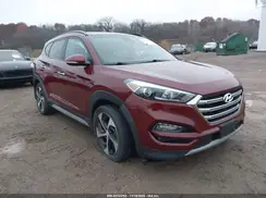 KM8J3CA2XJU777921 2018 HYUNDAI TUCSON