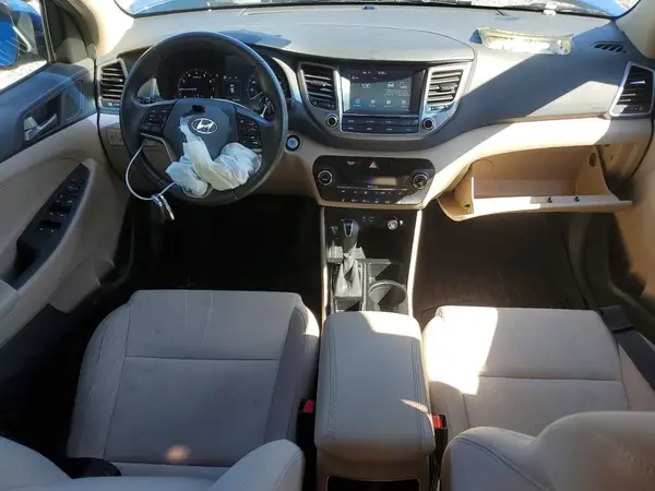 KM8J3CA2XJU778289 2018 HYUNDAI TUCSON - Image 8