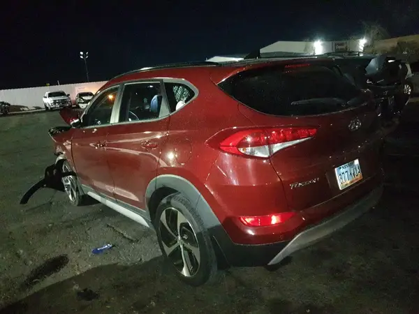 KM8J3CA2XJU782455 2018 HYUNDAI TUCSON - Image 2