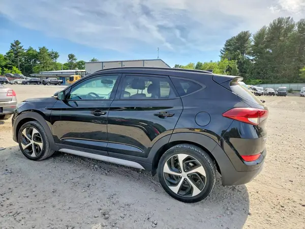 KM8J3CA2XJU794296 2018 HYUNDAI TUCSON - Image 2