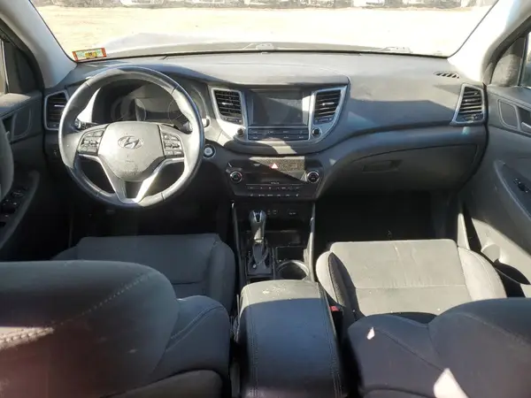 KM8J3CA2XJU795447 2018 HYUNDAI TUCSON - Image 8